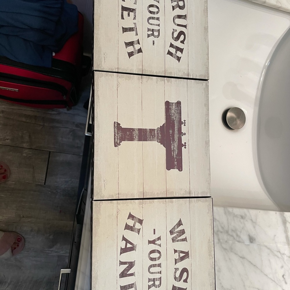 3 piece bathroom decor
